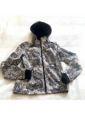 Lululemon Black White Rain Jacket Large